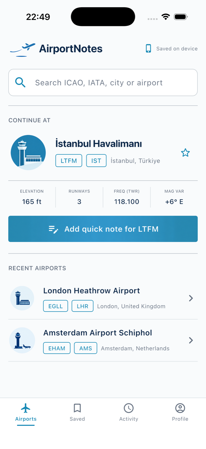 The AirportNotes home screen with airport search, the last airport and recent airports